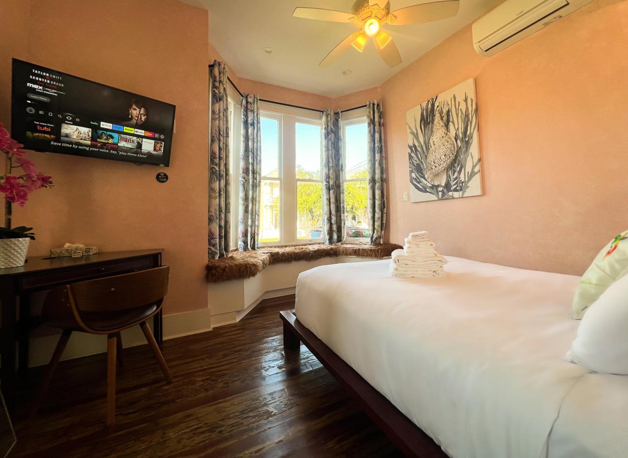 Hotel Lotus Galveston Esterno foto